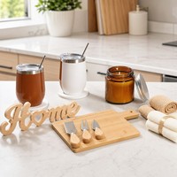 Coffret cadeau pour la nouvelle maison, bougie parfumée, planche à découper en bambou, ensemble de savons, serviettes, coffret cadeau de déménagement avec emballage personnalisé