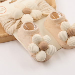 Groothandel Mode Zachte Baby Haarband Antislip Sokken Set Fontanel Bescherming Hoofd 0-3 Jaar Oude Mooie Grote Bloemen Hoofdband - Product Image 4