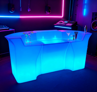 Comptoir de bar mobile commercial portable moderne pour la maison et l'hôtel Nouveaux ensembles de meubles de bar à LED élégants en matière plastique