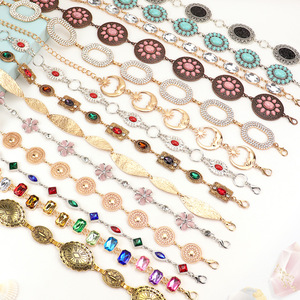 Cinturón de Cadena Dorado Multicolor con Gemas, Cadena Corporal Elegante, Cinturón Vaquero Occidental con Conchos <span class=keywords><strong>para</strong></span> Mujer - Product Image 1