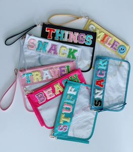 Bolsa de Cosméticos Transparente OEM con la Letra 'Mama', Parche de Playa, Monograma, Bolsa de Viaje Impermeable de PVC Transparente con Cierre de Cremallera y Nylon - Product Image 3