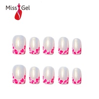 Vente en gros OEM ODM Faux ongles à presser en gel souple, couvrance totale, réutilisables, motif léopard rose French Manucure, effet œil de chat magnétique, 32 pièces