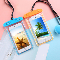 Sacs de téléphone lumineux colorés imperméables à la poussière PVC Yanyard sacs de téléphone portable pour la natation pour les filles