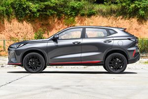Changan X5 PLUS 2026, 1.5L MT, 5 Puertas, 5 Asientos, SUV Compacto, R18, Vehículo a Gasolina, Volante a la Izquierda, Venta Directa de Fábrica, en Stock - Product Image 4