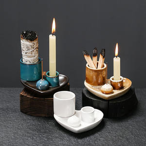 Soporte de salvia en forma de corazón Bandeja de difuminado de cerámica para <span class=keywords><strong>Palo</strong></span> <span class=keywords><strong>Santo</strong></span> White Sage Soporte de incienso de madera sagrada - Product Image 3