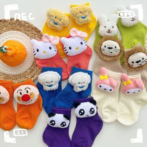 Expédition d'usine coton confortable et mignon jouet Style enfants intérieur anti-dérapant mi <span class=keywords><strong>Tube</strong></span> belle bébé fille nouveau-né chaussettes - Product Image 3