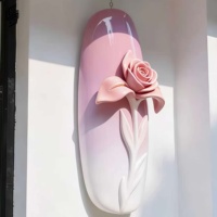 Sculpture d'art en fibre de verre sur mesure de grande taille pour la décoration des entrées de salons de manucure et de salons de beauté