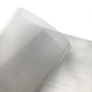 Maille tissée en acier inoxydable SS304 18x16 pour protection de gouttière avec services de découpe et de pliage - Product Image 3