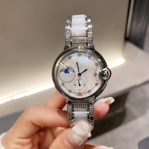 นาฬิกาสำหรับสุภาพสตรีสุดหรู สายเซรามิก-โลหะสีขาว ประดับเพชร หน้าปัดมุกพร้อมตัวเลขโรมัน แสดงข้างขึ้นข้างแรม - Product Image 2