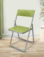 La chaise pliante peut être rangée dans un chariot mobile, idéale pour les écoles, les bureaux, la formation, au design moderne et simple.