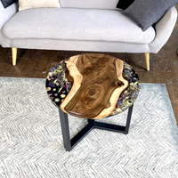 Mobilier moderne de luxe pour le salon et la maison Table basse en bois massif avec fleurs séchées en résine époxy pour l'appartement