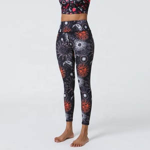 <span class=keywords><strong>Leggings</strong></span> Deportivos Casuales para Mujer, de Cintura Alta, Transpirables, Antibacterianos, con Logotipo Personalizado, Venta al por Mayor, <span class=keywords><strong>Leggings</strong></span> Estampados para Chicas - Product Image 4