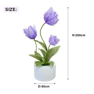 Tulipes géantes artificielles en organza violet, fleurs faites à la main longue durée pour les décorations de mariage, de la fête des mères et du Nouvel An - Style moderne - Product Image 4