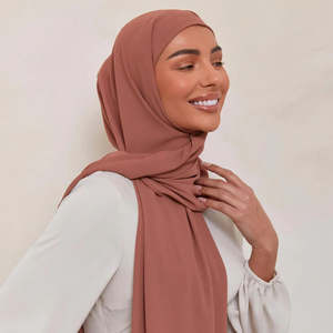 NUEVO Proveedor personalizado Islam Malasia Coreano Gasa Hijab Bufanda Chales Musulmán Premium Grueso Gasa Bufanda <span class=keywords><strong>Medina</strong></span> Seda Hijab - Product Image 4