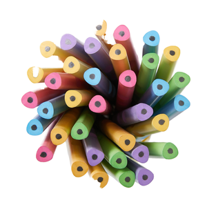 Crayon en plastique triangulaire naturel 2B de qualité supérieure, mine standard 2B pour les croquis artistiques des enfants - Product Image 1