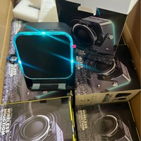 Nouveau support de téléphone haut-parleur sans fil à induction, rechargeable avec lumière RGB, lecteur de musique, support d'enceinte carré 5-en-1, vente chaude