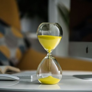 Minuteur sablier moderne 15 <span class=keywords><strong>minutes</strong></span> |   Verre transparent avec sable bleu |   Décoration écologique et portable pour la maison/le bureau - Product Image 4