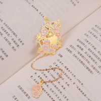 Marque-page en laiton creux personnalisé à motif floral avec impression UV et pendentif, idéal pour les amateurs de livres – Excellent rapport qualité-prix