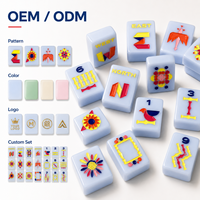 Tuiles de Mahjong Américaines Pop Art Uniques - Ensemble de 160 Tuiles Géométriques Modernes en Acrylique Bleu Translucide - Ensemble de Mahjong Coloré Gravé