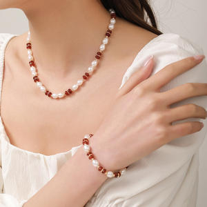 Nuevo Collar de Perlas de Agua Dulce Naturales de Estilo Chino, Color Blanco Perla y Ágata Roja, con Forma de Gota de Agua y Grano de Arroz, Cadena para Clavícula - Product Image 1