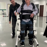 Robot exosquelette d'assistance à la marche pour enfants/adultes - un produit de thérapie de réadaptation pour corriger la marche et permettre de marcher