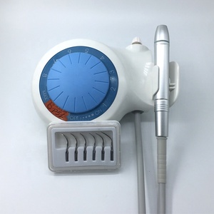 Ablatore Piezoelettrico per Pulizia Dentale Veterinaria Modello B5, Manipolo Sigillato per Cura Parodontale, Pulitore Dentale in Plastica Trasparente - Product Image 2