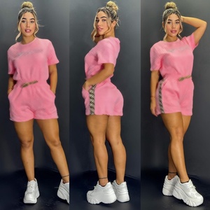 Conjunto de Verano para Mujer, Ropa de Marca, Moda con Cuentas y Relieve, Conjunto de Pantalones Cortos de Manga Corta, Conjunto Casual de Dos Piezas - Product Image 3