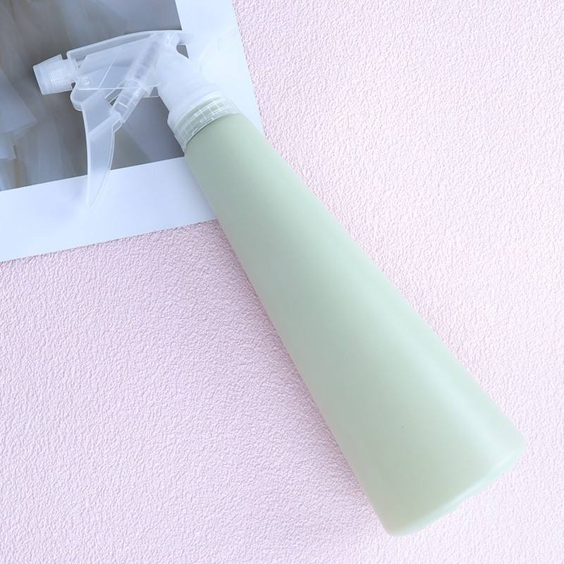 สีเขียว Morandi