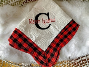 Edredón de Bebé Personalizado con Monograma, de Algodón, Diseño a Cuadros Rojos y Negros, Ropa de Cama para Bebés, Obsequio para Guardería, 36x46 Pulgadas, Ecológico - Product Image 5