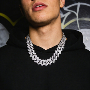 สร้อยคอฮิปฮอปแร็ปสไตล์ยุโรปและอเมริกาสำหรับผู้ชาย ทองแดงคุณภาพสูงประดับเพชรเซอร์โคเนีย ขนาด 20 มม. ดีไซน์โซ่คิวบาสุดพิเศษ ขายส่ง - Product Image 2