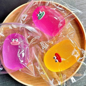 ของเล่นบีบมอลโทสขนาดใหญ่ 10 ซม. ตาโต ปากใหญ่ ทำจาก TPR ช่วยคลายเครียด ของขวัญสำหรับเด็กและผู้ใหญ่ อายุ 5-7 ปี - Product Image 2