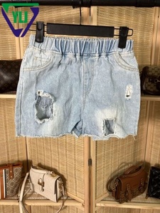 Abbigliamento Usato per Bambini all'Ingrosso, Collezione Estiva Casual, Vestiti Usati per Bambini in Balle Miste, Colori e Taglie Assortiti - Product Image 5