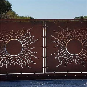 Porte décorative en acier corten avec motif soleil, idéale pour l'entrée de villa et de jardin - Product Image 2