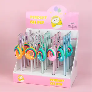 Produsen Cina perlengkapan sekolah grosir alat tulis pena tanda 0.5mm kartun pelangi liontin gel tinta pena set untuk anak perempuan