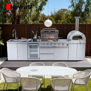 ชุดครัวกลางแจ้งแบบเกาะพร้อมเตาบาร์บีคิวแก๊สสำหรับสวน ยี่ห้อ USA Warehouse พร้อมเตาอบพิซซ่าขนาดใหญ่ อ่างล้างจาน ตู้เย็น และเตา 4 หัว - Product Image 1
