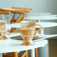 Mug à café de luxe rétro en verre ambré gaufré avec poignée, tasse à latte côtelée vintage pour café glacé, idéal pour la table de café