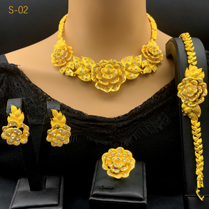 Bán Buôn Mạ Vàng Hợp Kim Dây Chuyền Cho Phụ Nữ <span class=keywords><strong>Set</strong></span> Saudi Wedding Rose Flower Vòng Cổ Vòng Tay Bông Tai Nhẫn Bộ Đồ Trang Sức - Product Image 1