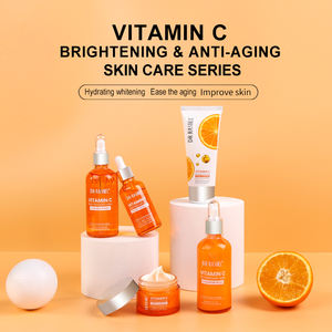 Kit de Soins du Visage OEM ODM Éclaircissant Anti-Âge Illumination avec <span class=keywords><strong>Vitamine</strong></span> <span class=keywords><strong>C</strong></span> – Ensemble de Soins pour la Peau - Product Image 2