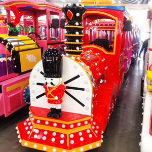 Train électrique sans rails sur le thème <span class=keywords><strong>de</strong></span> la Garde royale pour enfants, idéal pour les loisirs familiaux, les centres commerciaux et les parcs à thème - Product Image 1