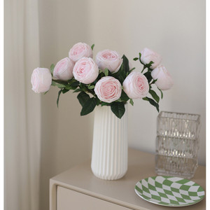Rosas de Seda Artificiales Blancas, Rosas Claro, Rosas Champán Hechas a Mano con Tacto Humectante, Decoración Moderna para Bodas y Hogar - Product Image 4