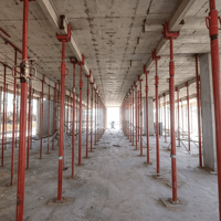 Étais en acier réglables anti-corrosion Q235 pour échafaudage Ringlock, pour le soutènement temporaire des viaducs autoroutiers et l'ingénierie