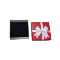 Boîte cadeau rigide en matériaux recyclés écologiques, design aseptique, fermeture magnétique, laminage mat, emballage cadeau UV