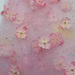 3 D Tissu en dentelle douce Fleur perlée Paillettes métalliques Tissu en maille pour robe jupe - Product Image 1