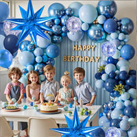 Kit d'arche de ballons bleu marine profond et blanc avec ballons en latex et confettis en feuille pour fête d'anniversaire de garçon sur le thème de l'océan