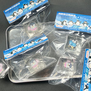 Juguetes Sensoriales Antiestrés de 40mm al por Mayor, Juguetes Blandos Taba para Aliviar el Estrés, Cubos de Pingüino Divertidos de TPR para Descomprimir - Product Image 4