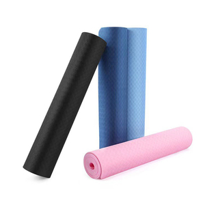 Estera de Yoga TPE ecológica de alta calidad, ejercicios de suelo de Yoga calientes impermeables de gran tamaño con logotipo personalizado y correas de transporte - Product Image 3