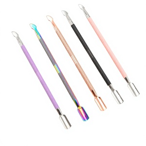 MORGANS INDUSTRIES Outil professionnel réutilisable en acier inoxydable à double tête pour repousser les cuticules et les peaux mortes lors de la manucure - Product Image 1