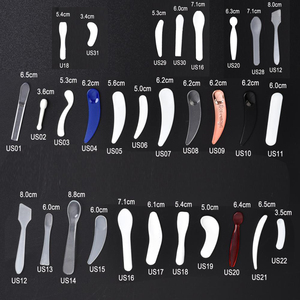 Spatole cosmetiche con cucchiaio in pp crema bianca instock a basso prezzo all'ingrosso con spatola in plastica con stampa di seta - Product Image 5