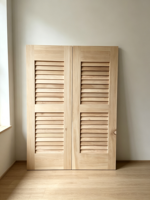 Volets à persiennes horizontaux modernes en bois de tilleul peint, réglables, avec composants en bois dur carrés, pour fenêtre inférieure, installation facile
