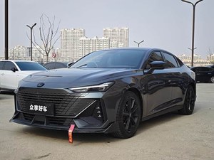 Auto Usado a Bajo Precio, Changan UNI-V <span class=keywords><strong>2022</strong></span> 2023, 1.5T Turbo DCT Automático, Versión Premium, Gasolina, Sedán de 5 Asientos con Asientos de Tela - Product Image 1